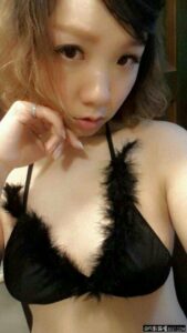 100 Foto Selfi Tante Girang Rasa Abg Pamer Toge